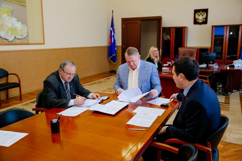 Комитет по местному самоуправлению Заксоба области готовится к парламентской сессии